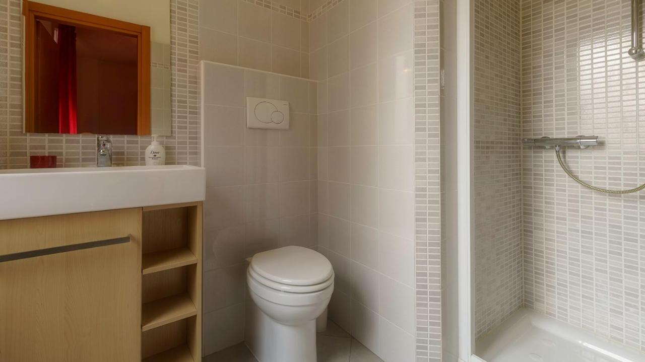 ヴェローナ"Casa Giuliari" In Borgo Roma Vicino Policlinico Univr Fieraアパートメント エクステリア 写真
