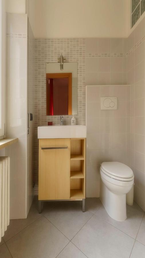 ヴェローナ"Casa Giuliari" In Borgo Roma Vicino Policlinico Univr Fieraアパートメント エクステリア 写真