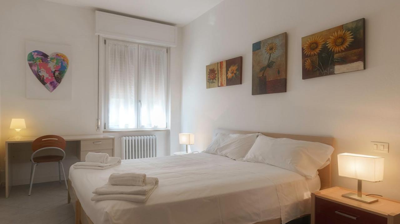 ヴェローナ"Casa Giuliari" In Borgo Roma Vicino Policlinico Univr Fieraアパートメント エクステリア 写真